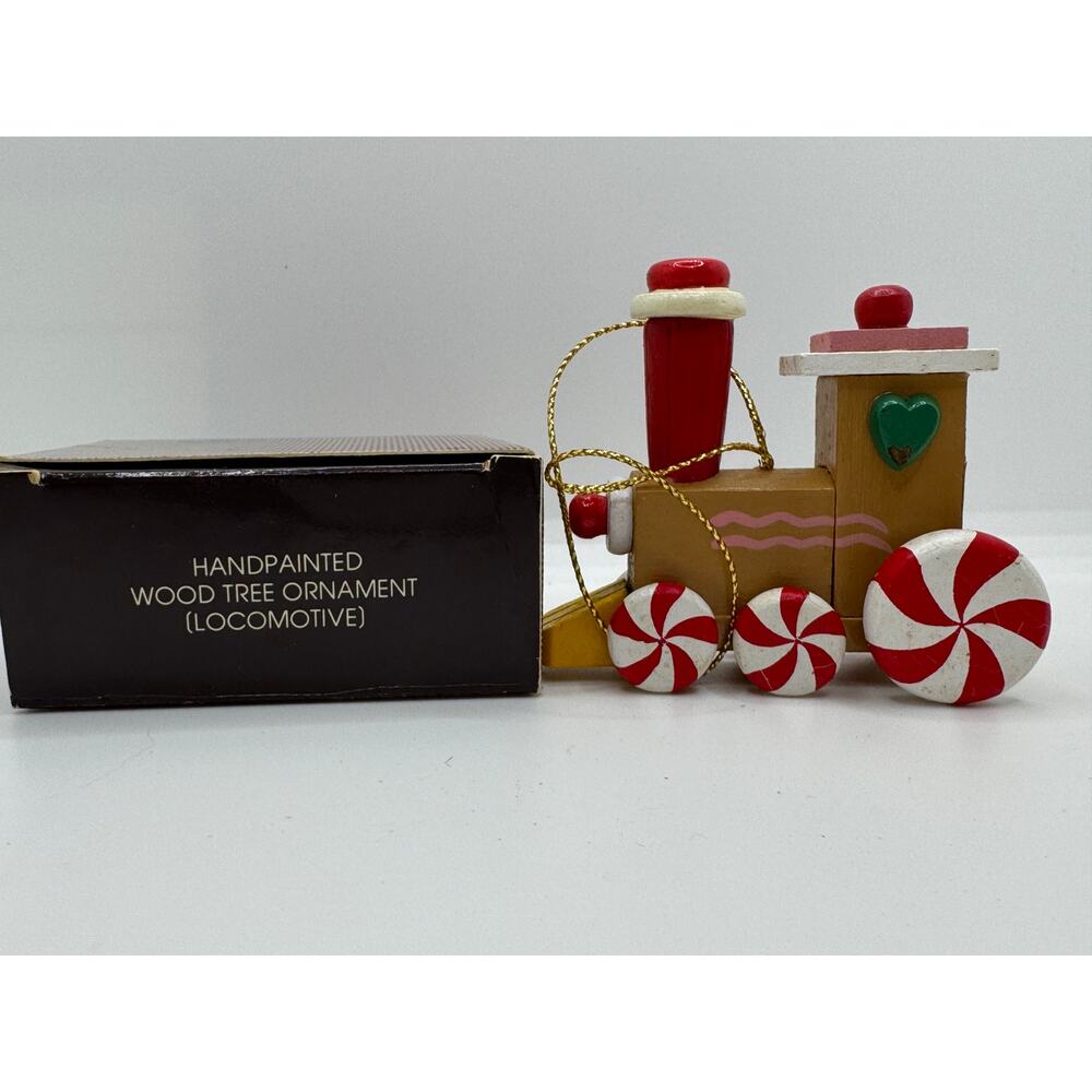 Avon Vintage Collectible Train Ornament In Original Box
